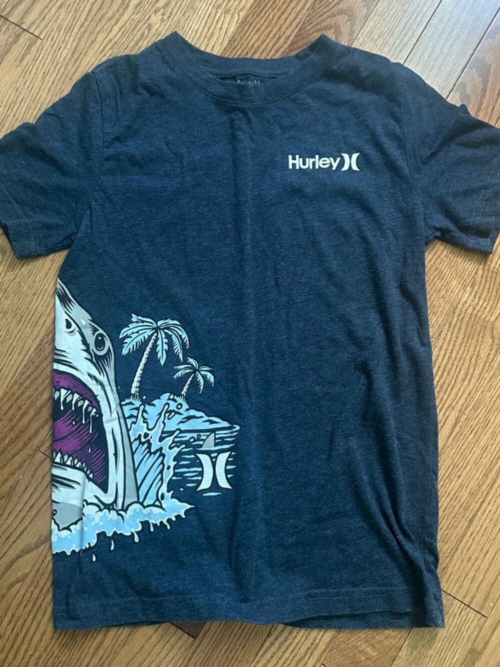 Hurley shirt - Hurley Girls' Graphic T-Shirt - Great White Shark/Tropical Print